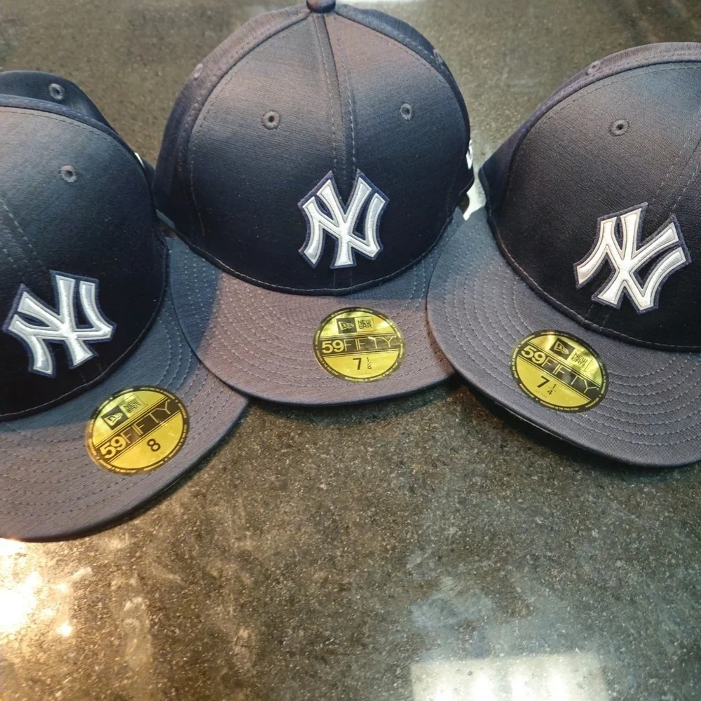 SZ VARIOUS NY YANKEE FITTED CAP